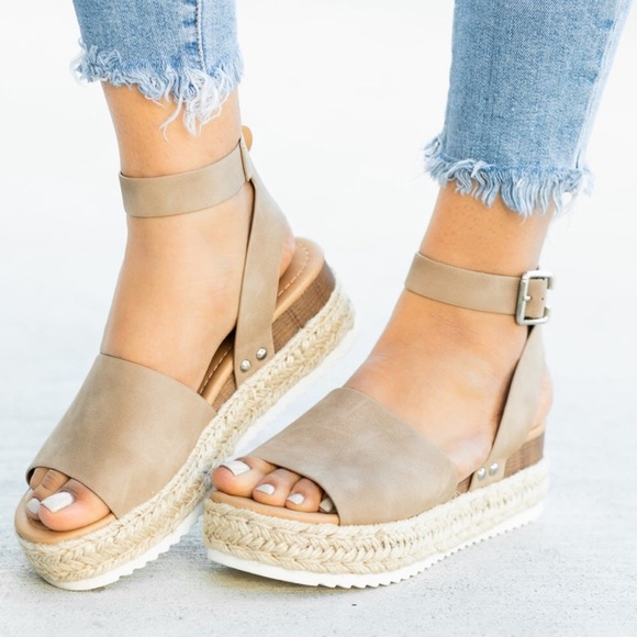 🌿Natural Espadrille Wedge Flats - Picture 2 of 4